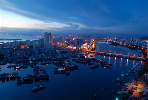 江西乐山火锅店设计方案